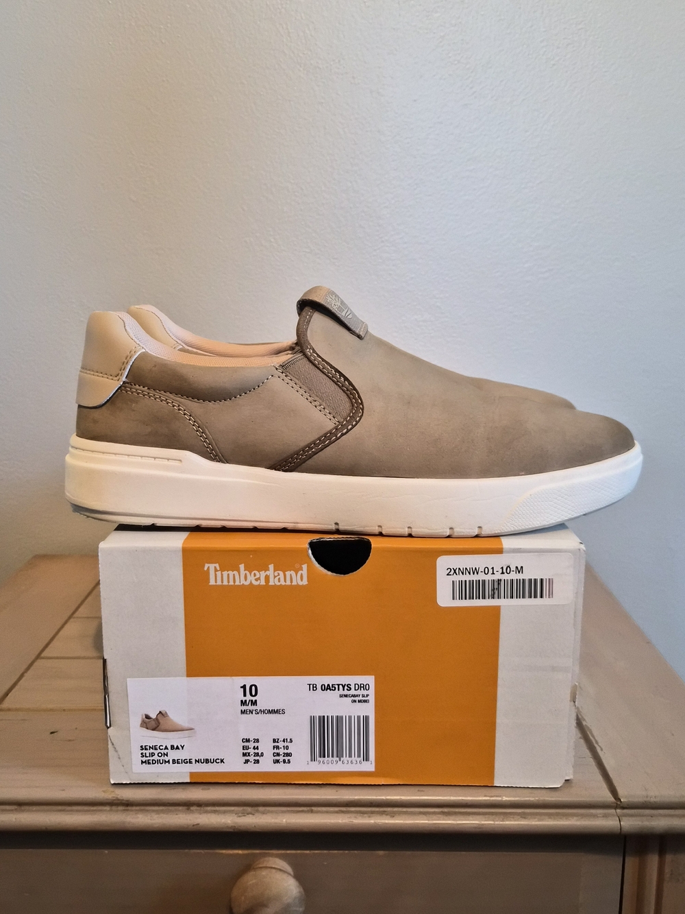 Timberland Men’s Seneca Bay Slip-On Sneakers in Medium Beige Nubuck